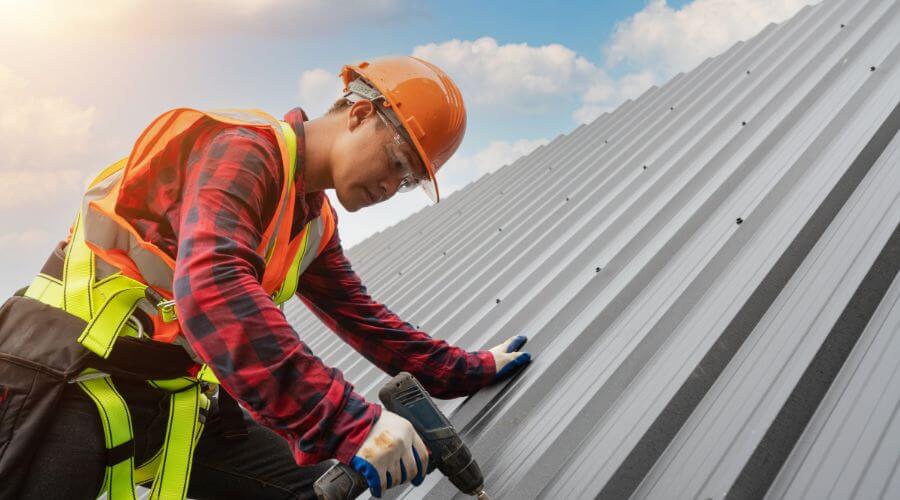 GAF certified roofer in Rainier, OR